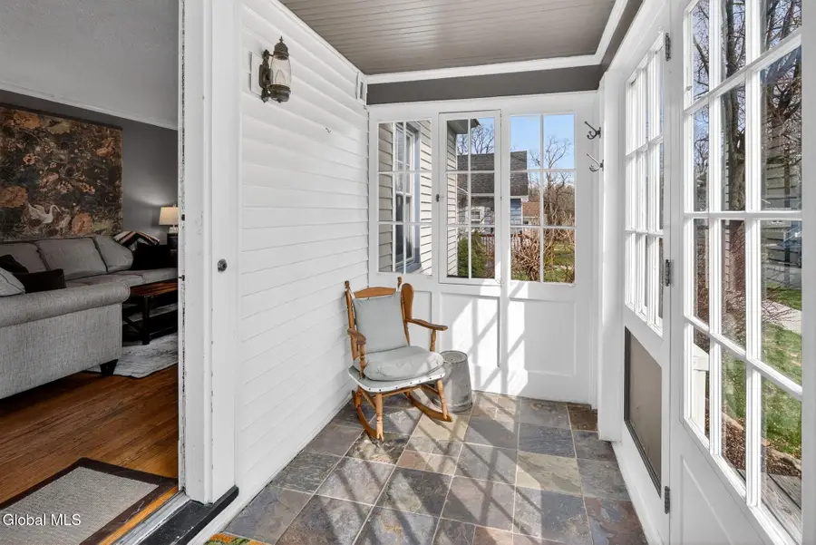 15 Irving Road, Scotia, NY 12302 - #2