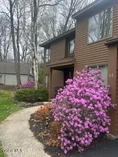 14 W Berkshire Drive, Clifton Park, NY 12065 - #3