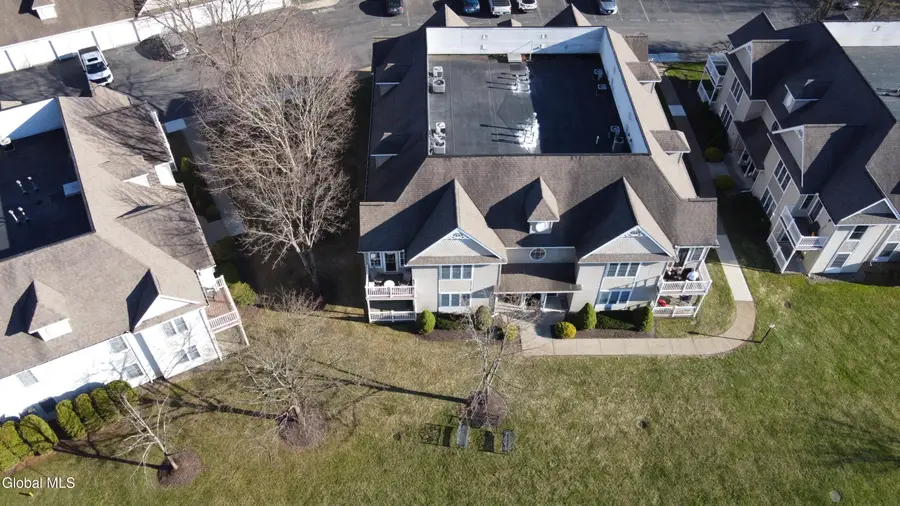 407 Mallards Pond Lane, Guilderland, NY 12303 - #3