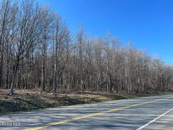 L2 Oakwood Avenue, Troy, NY 12182