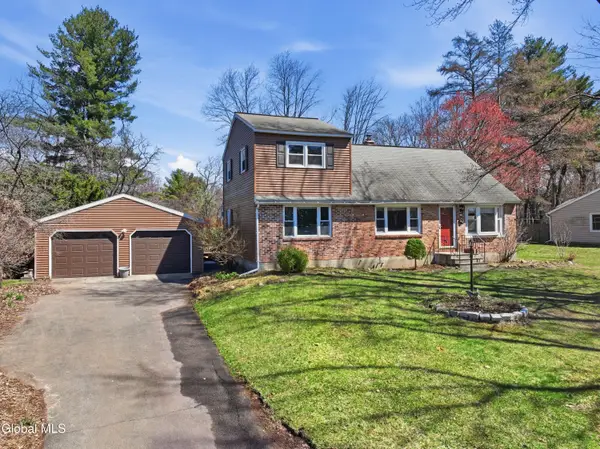 138 Birchwood Drive, Guilderland, NY 12303