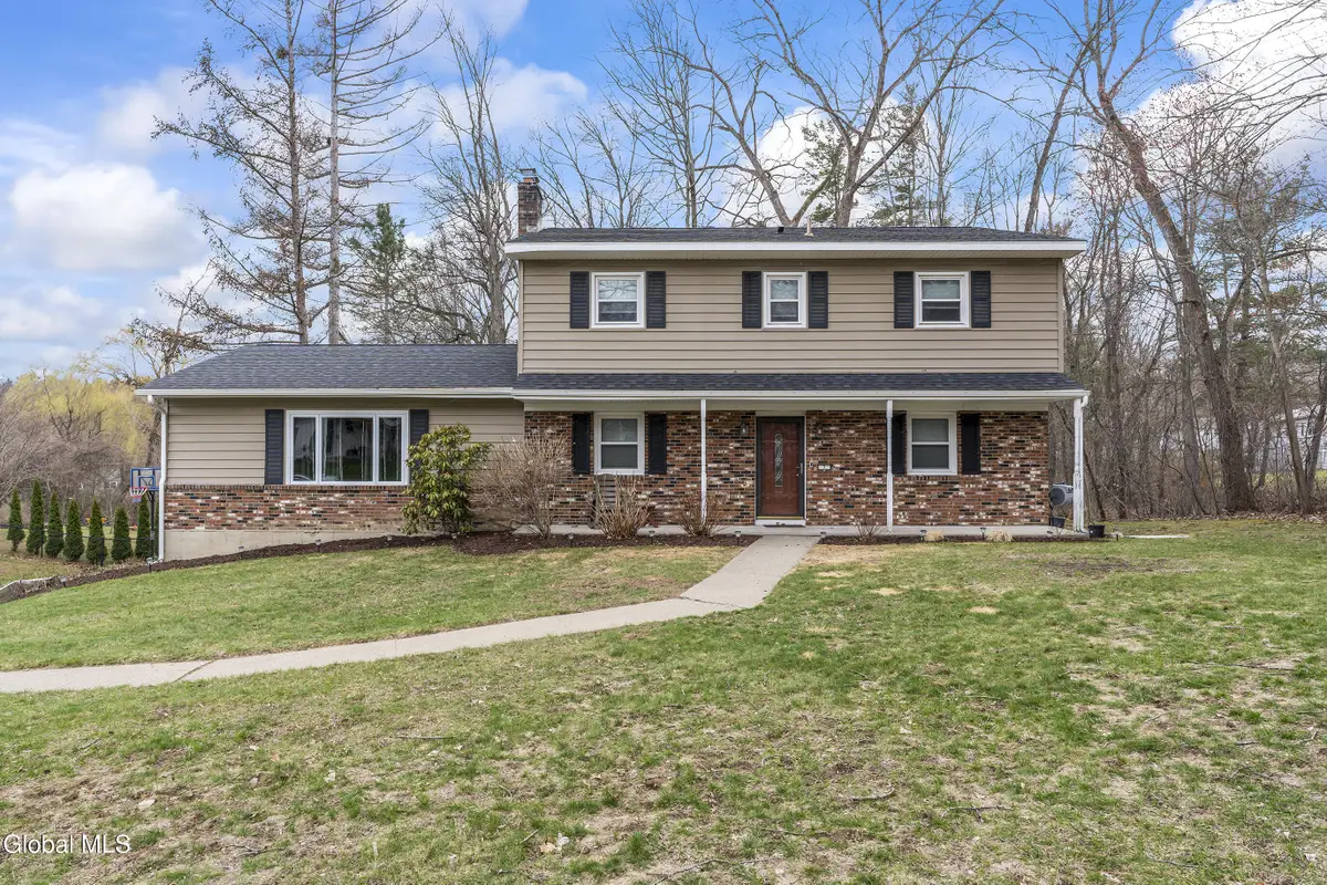 7 Chango Drive, Malta, NY 12019 - #1