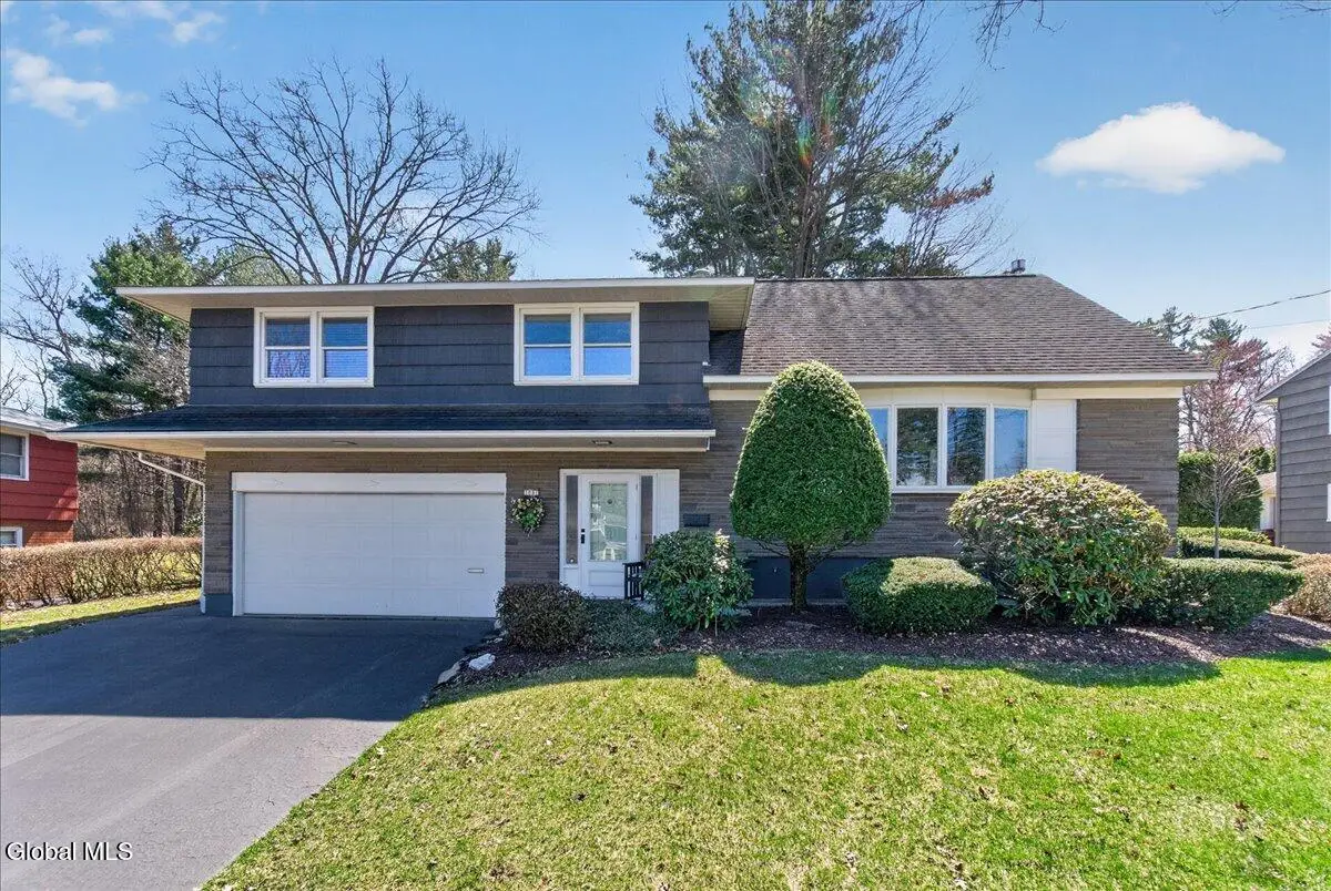 1081 Manas Drive, Rotterdam, NY 12303 - #1