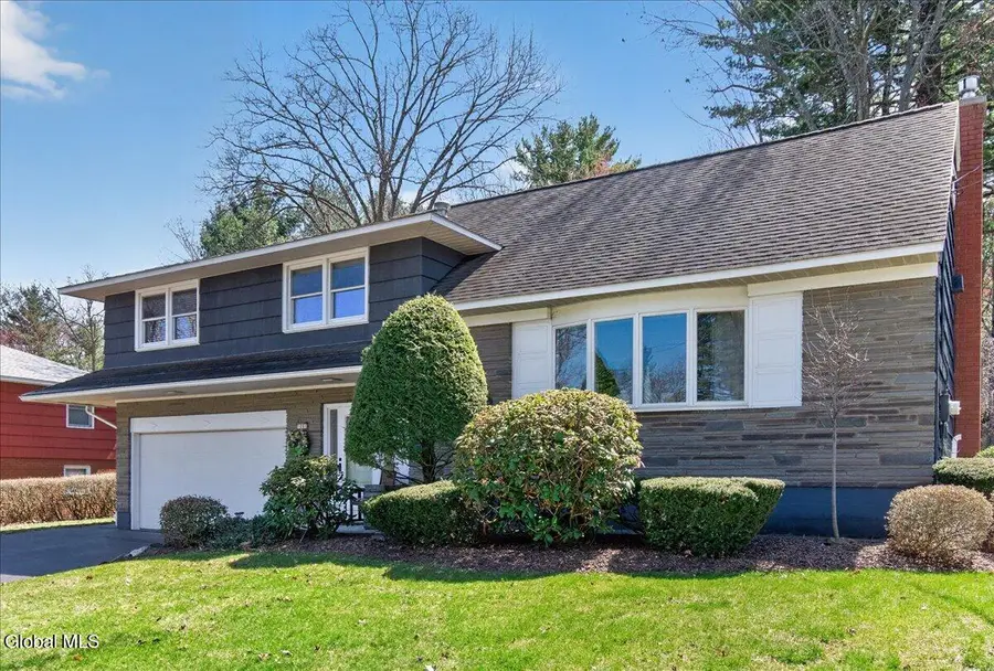 1081 Manas Drive, Rotterdam, NY 12303 - #2