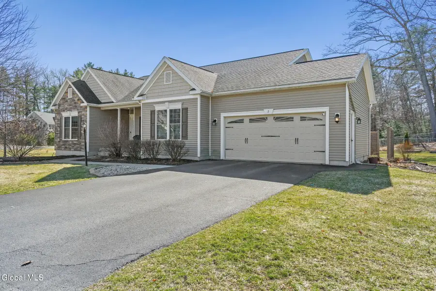 2 Elizabeth Court, Clifton Park, NY 12065 - #2