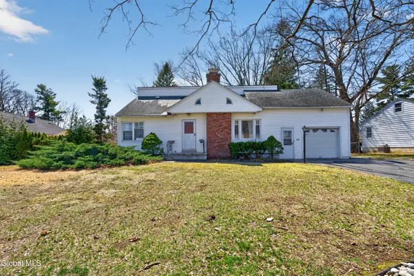 39 E Highland Drive, Guilderland, NY 12203