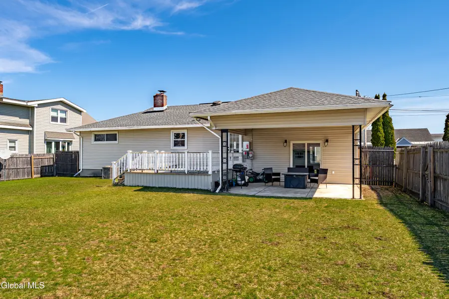 2837 Woodbridge Avenue, Rotterdam, NY 12306 - #3