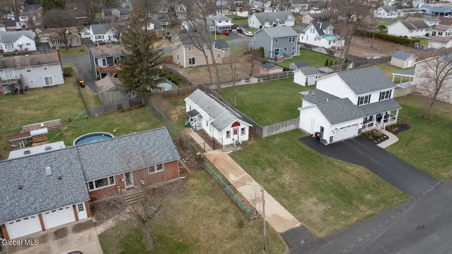 2073 Amsterdam Avenue, Rotterdam, NY 12303 - #3