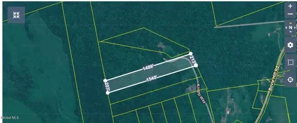 10 Knapp Way #10, Hoosick Falls, NY 12090