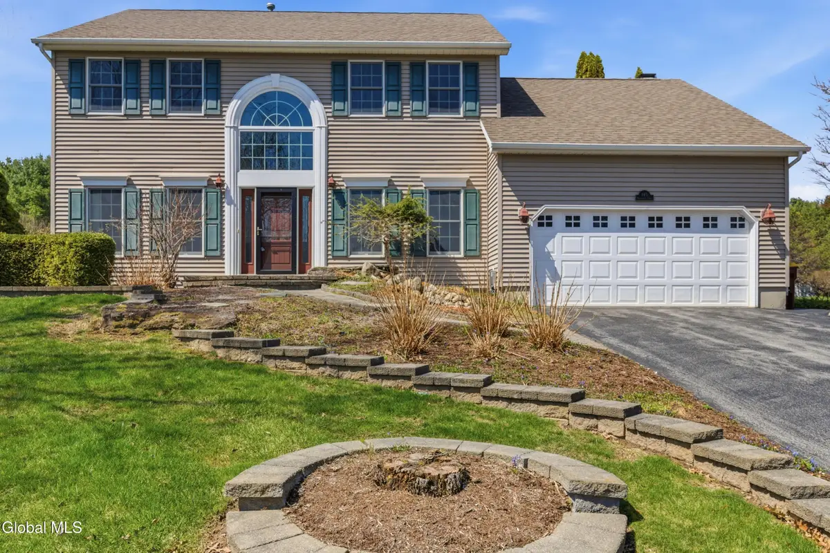 145 Kennewyck Circle, Slingerlands, NY 12159 - #1