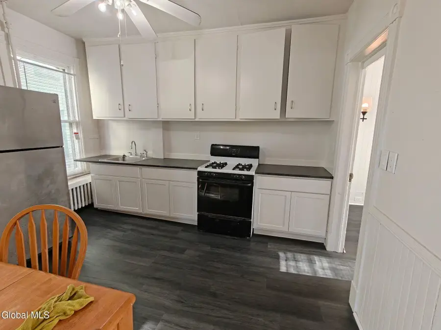 318 Georgetta Dix Plaza, Schenectady, NY 12307 - #2