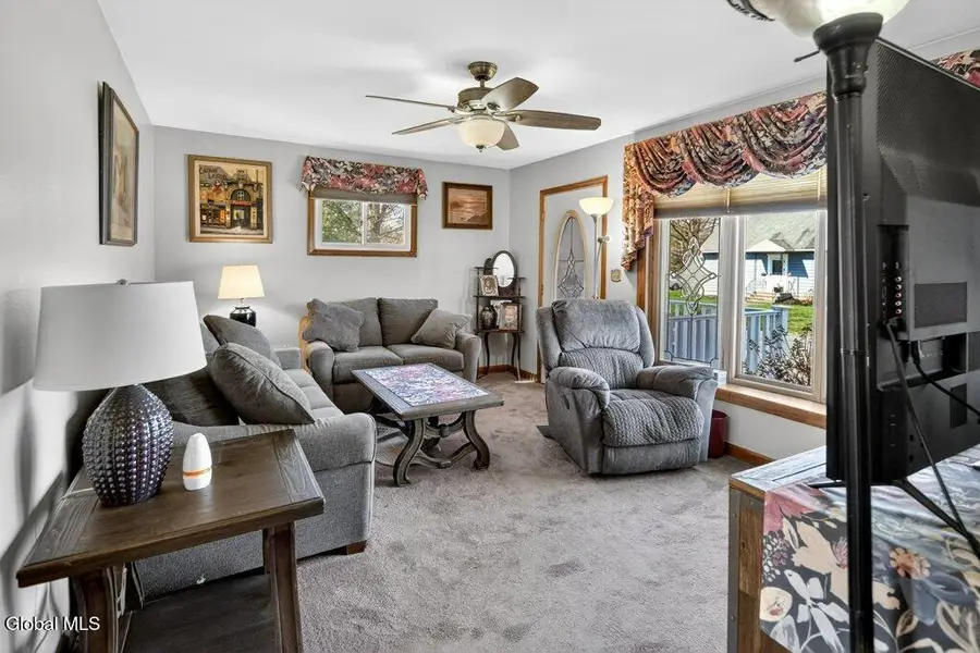 3 Hudson Place, Latham, NY 12110 - #2