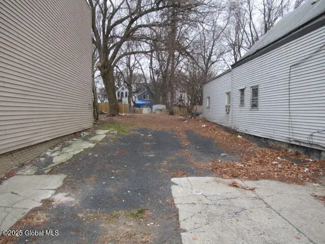 602 Livingston Avenue, Albany, NY 12206 - #1