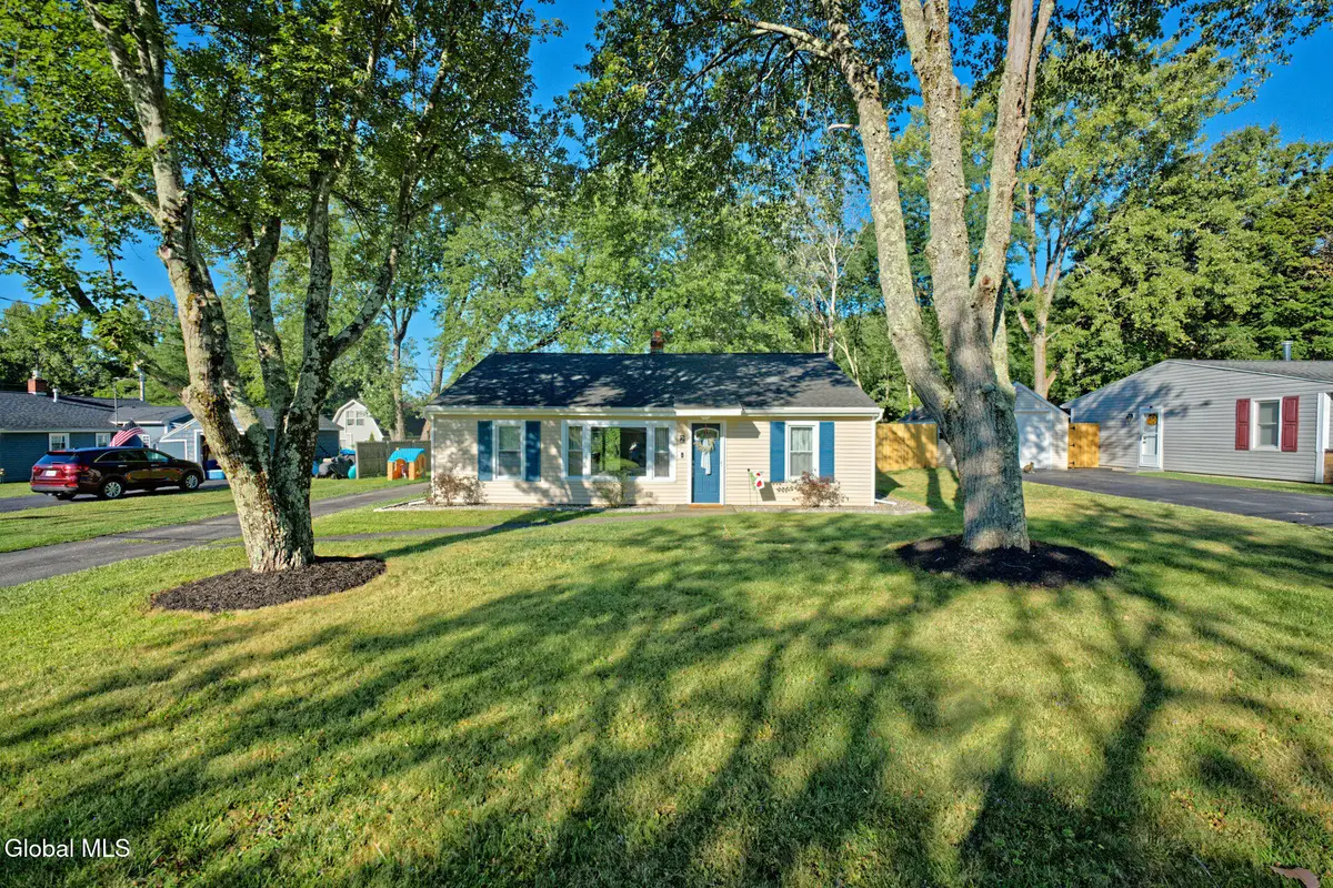 2 Alamo Lane, Colonie, NY 12304 - #1