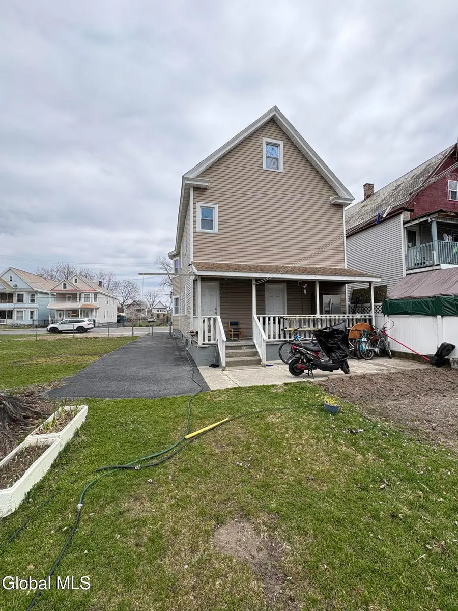 922 Emmett Street, Schenectady, NY 12307 - #3