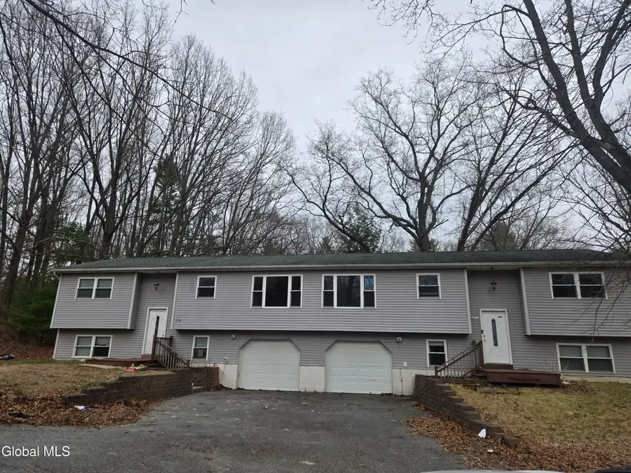 627 Englemore Road, Clifton Park, NY 12065 - #3