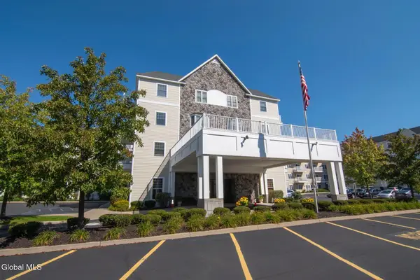 8 Wall Street #APT 430, Clifton Park, NY 12065