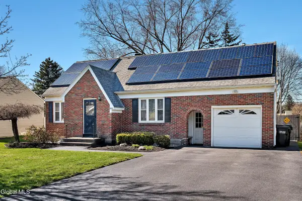 1022 Day Road, Schenectady, NY 12303