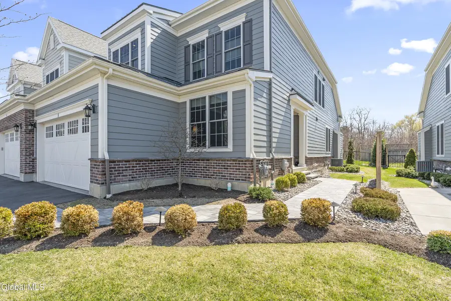 8 Cambridge Way, Latham, NY 12110 - #2
