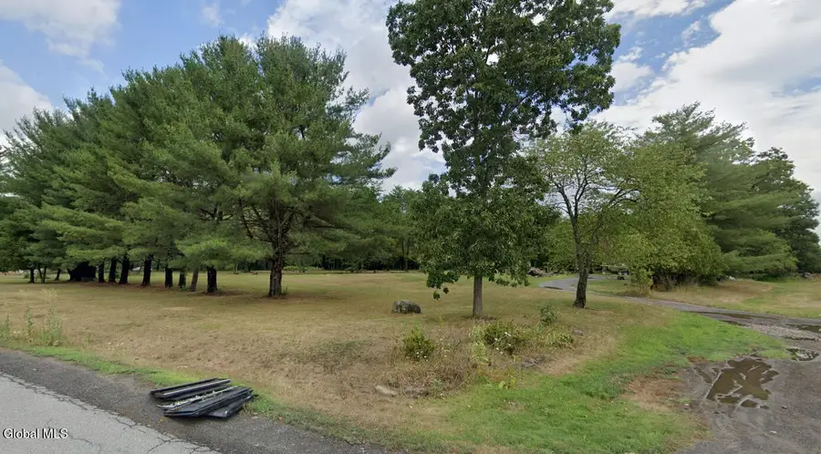 L5 Rustic Bridge Road, Clifton Park, NY 12148 - #2
