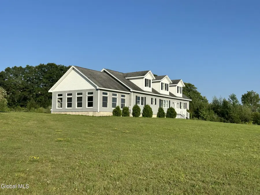 113 Bluebird Lane, Gloversville, NY 12078 - #2