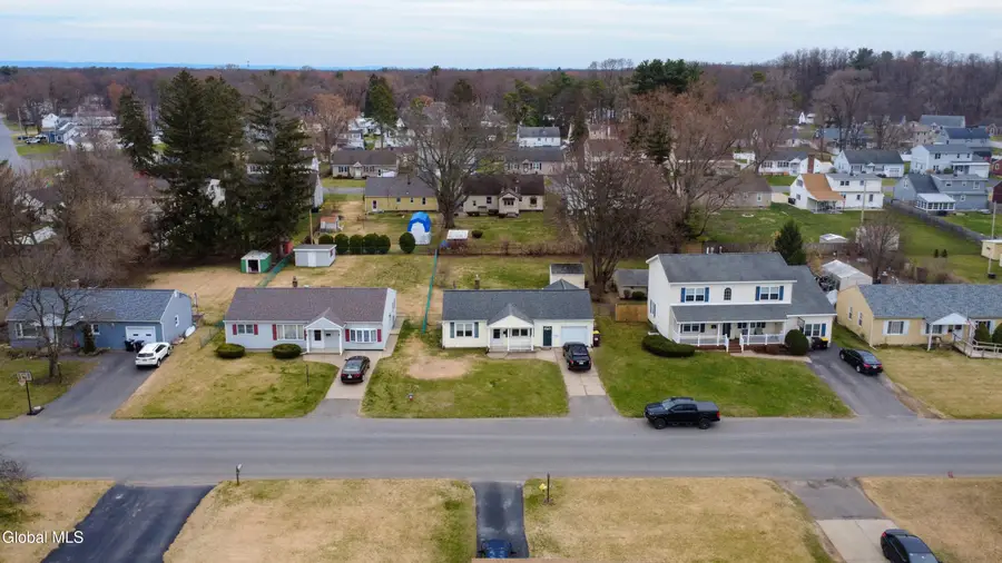 1017 Theodore Road, Rotterdam, NY 12303 - #3