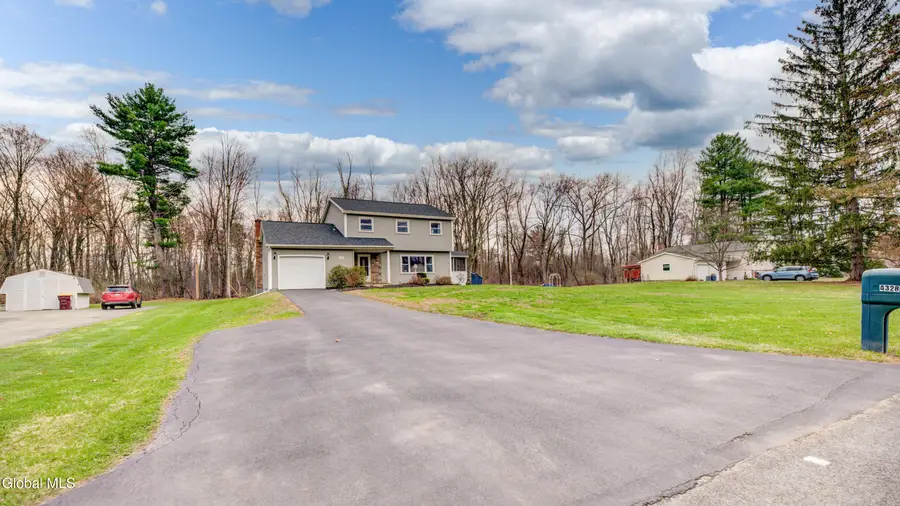 4328 Buckingham Drive, Niskayuna, NY 12304 - #3