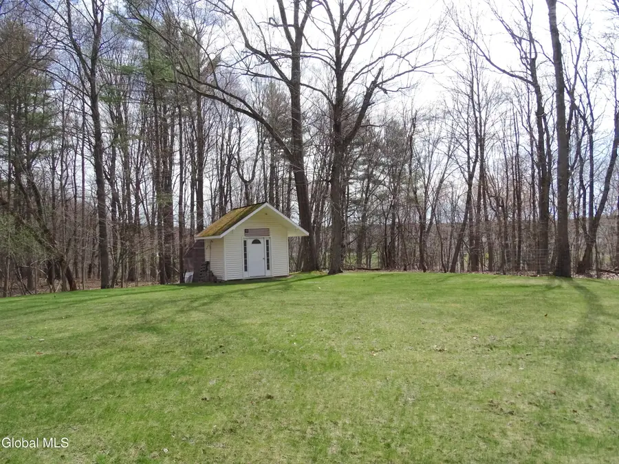 51 Thrush Terrace, East Greenbush, NY 12061 - #3