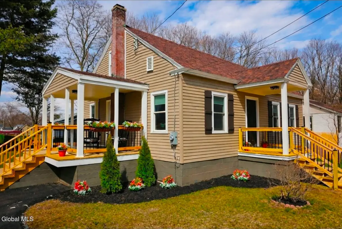 14 7th Avenue, Hudson Falls, NY 12839 - #1