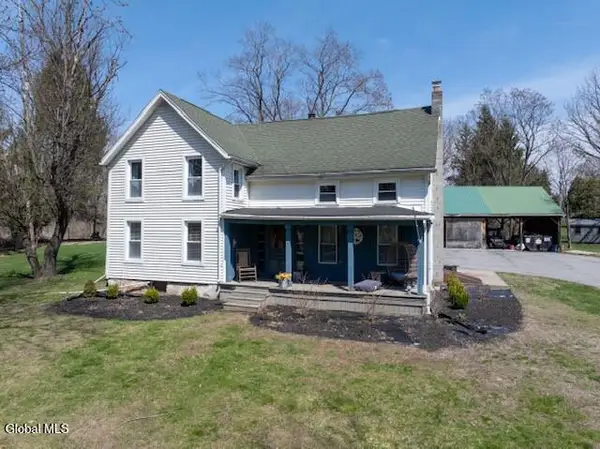 35 Sawmill Hill Road, Mechanicville, NY 12118