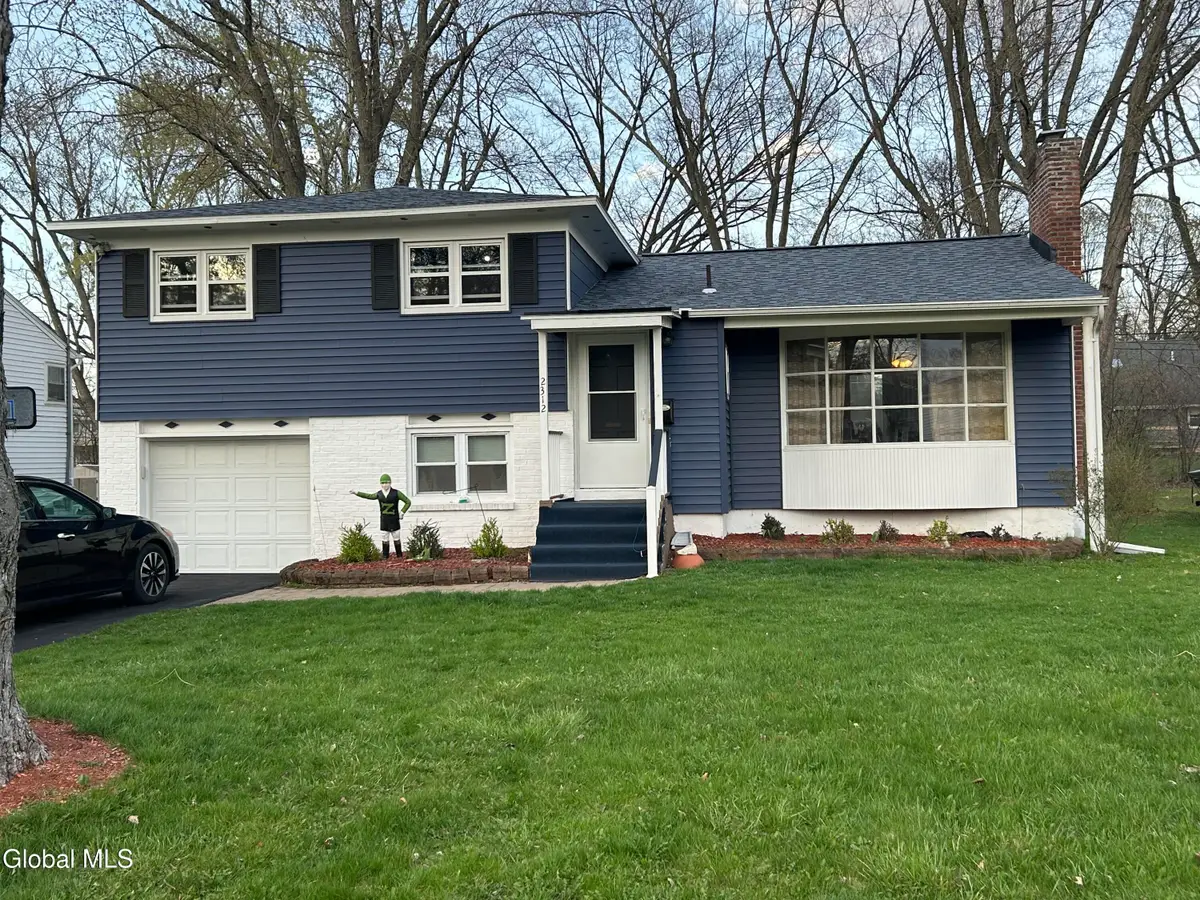 2312 Dean Street, Niskayuna, NY 12309 - #1