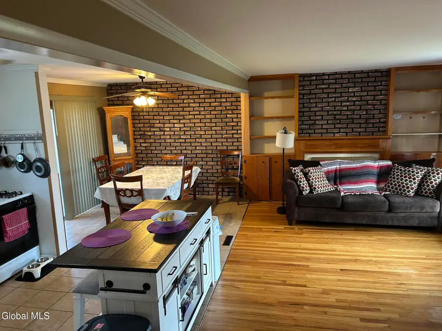 2312 Dean Street, Niskayuna, NY 12309 - #2