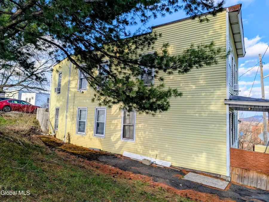 21 Morris Street, Cohoes, NY 12047 - #3