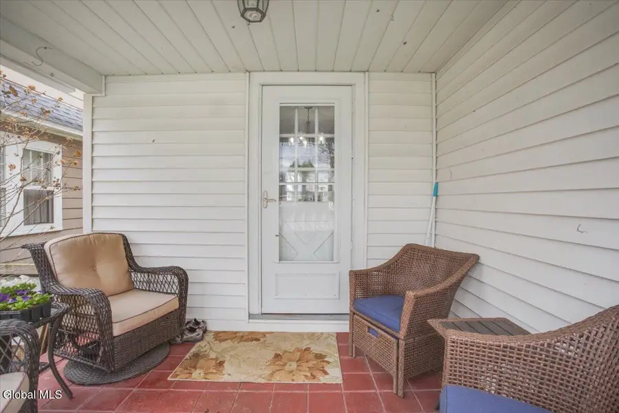 1472 Baker Avenue, Niskayuna, NY 12309 - #3