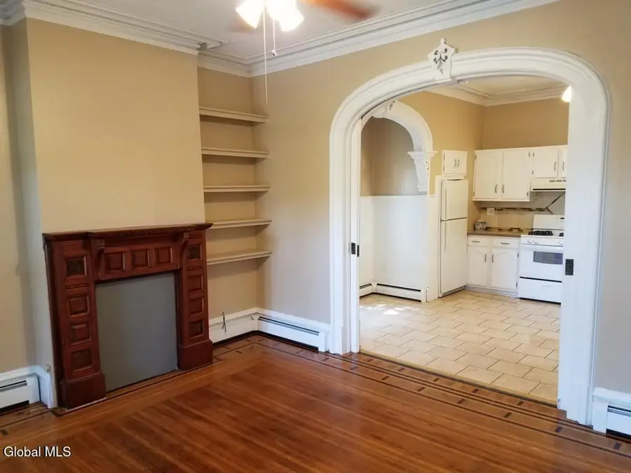 8 Saratoga Avenue, Waterford, NY 12188 - #3