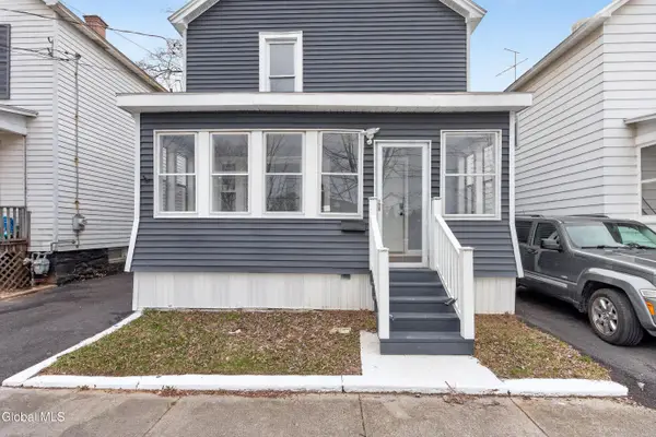 1684 Lake Boulevard, Schenectady, NY 12304