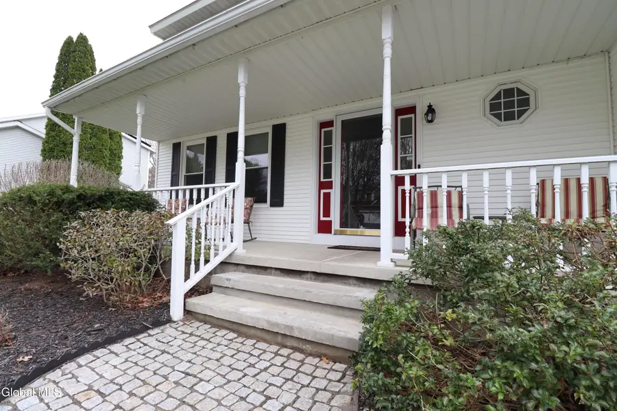 6967 Suzanne Court, Guilderland, NY 12303 - #2