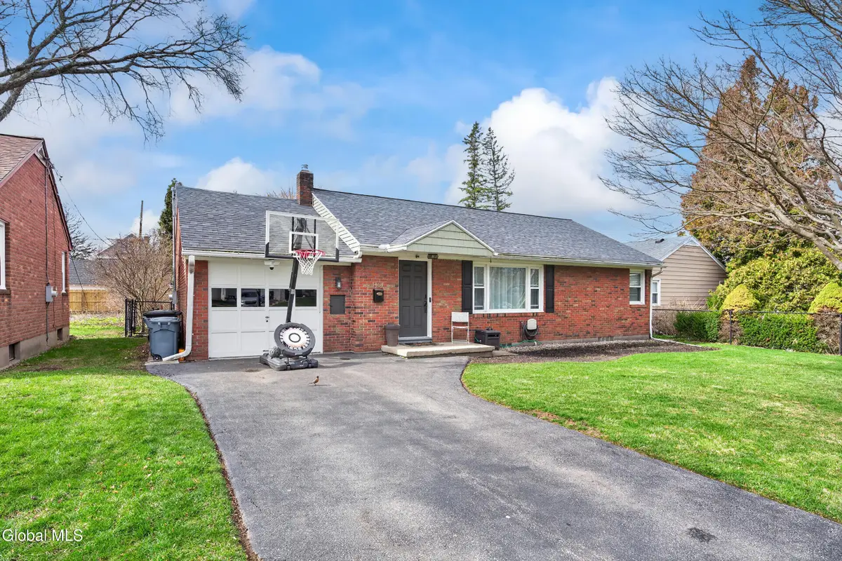 1464 Dalton Drive, Schenectady, NY 12308 - #1