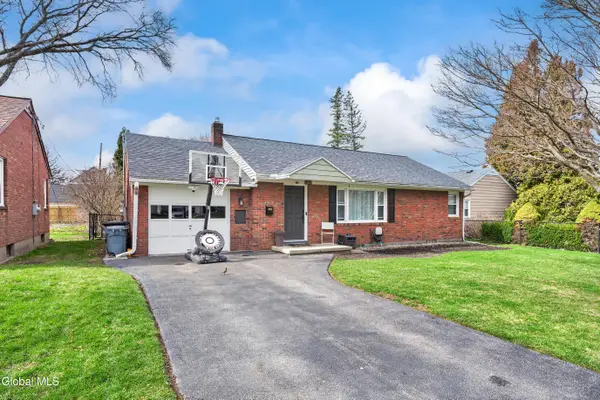 1464 Dalton Drive, Schenectady, NY 12308