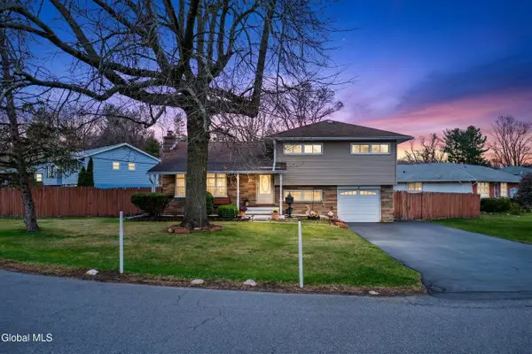 6 Nicholas Drive, Colonie, NY 12205