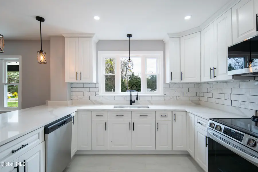 572 New Loudon Road, Latham, NY 12110 - #3