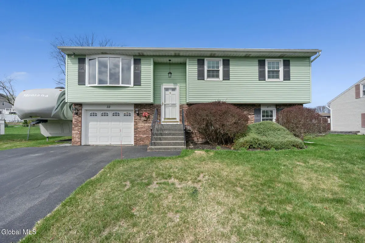 33 Abby Road, Latham, NY 12110 - #1