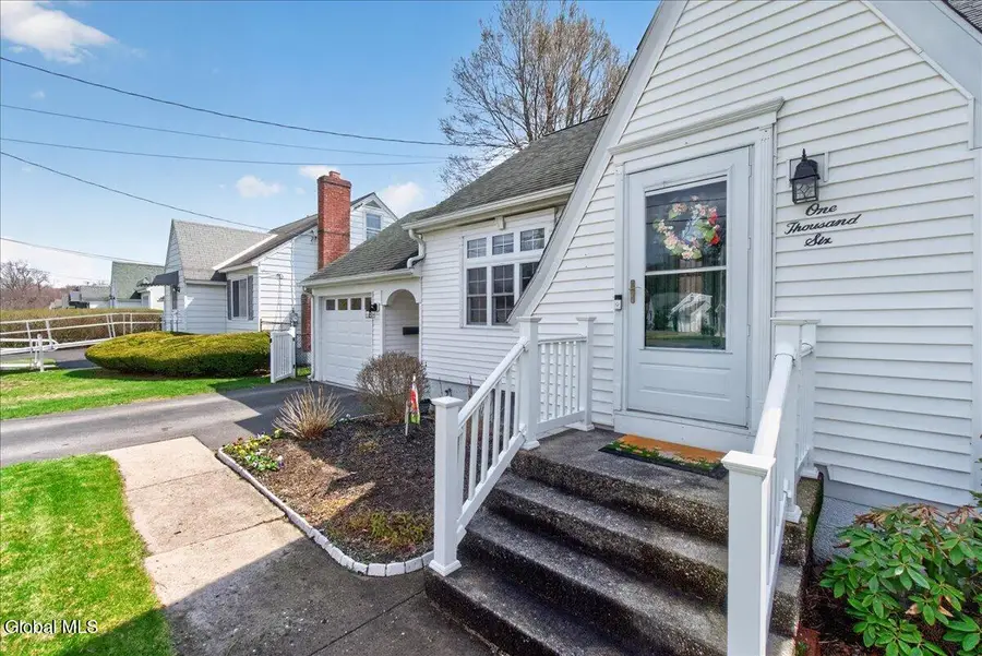 1006 Riggi Avenue, Rotterdam, NY 12303 - #2