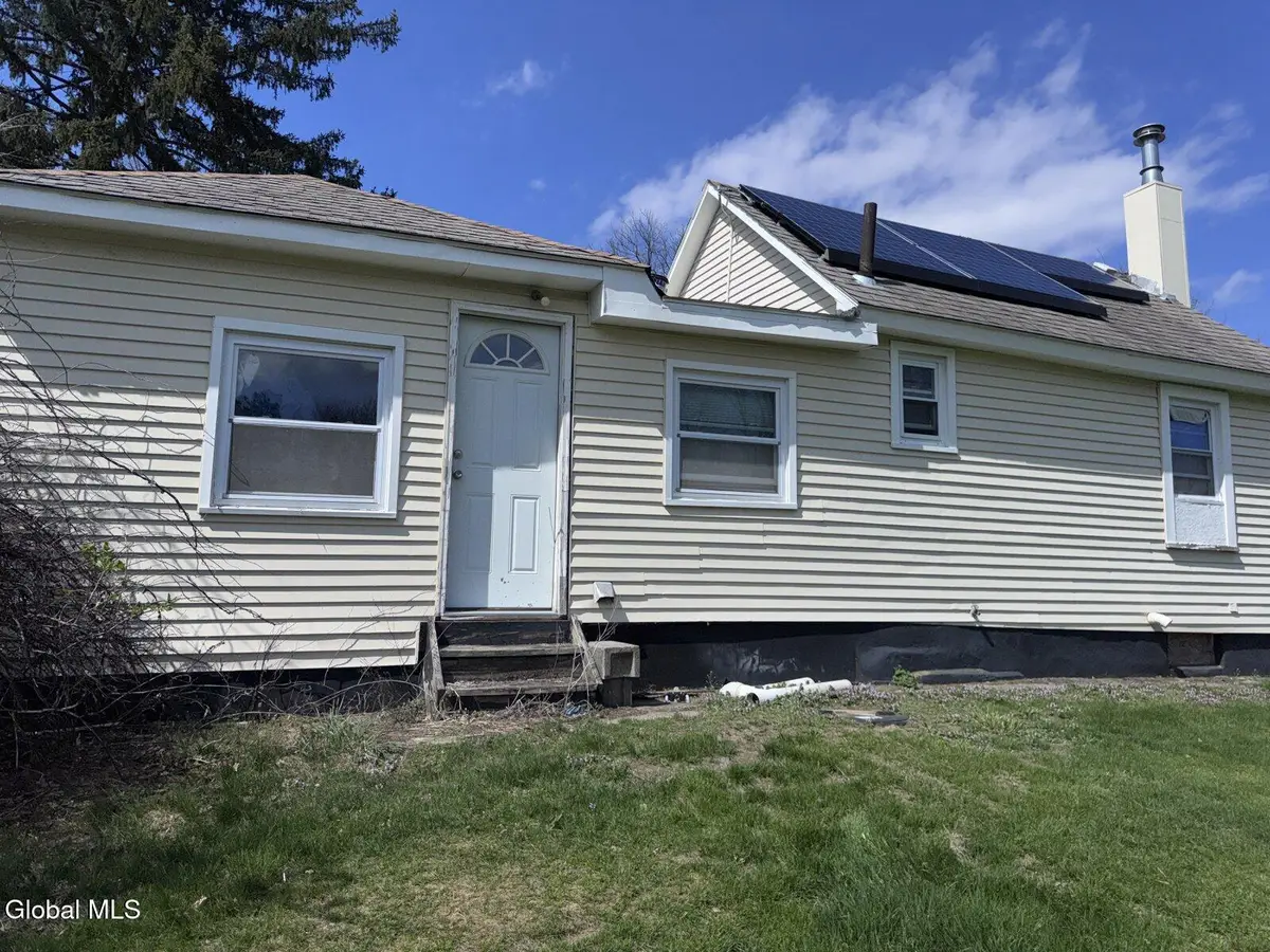 334 Glengary Road, Schenectady, NY 12304 - #1