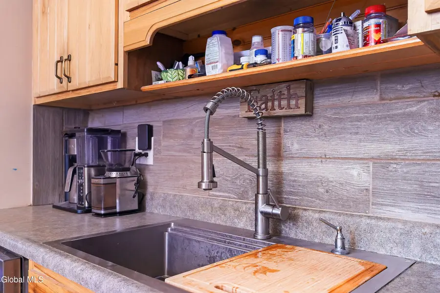 1 Grandview Avenue, North Greenbush, NY 12198 - #3