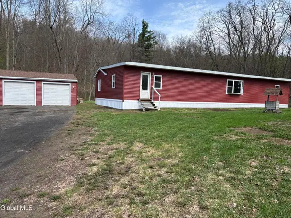 55 Mason Lane, Troy, NY 12180