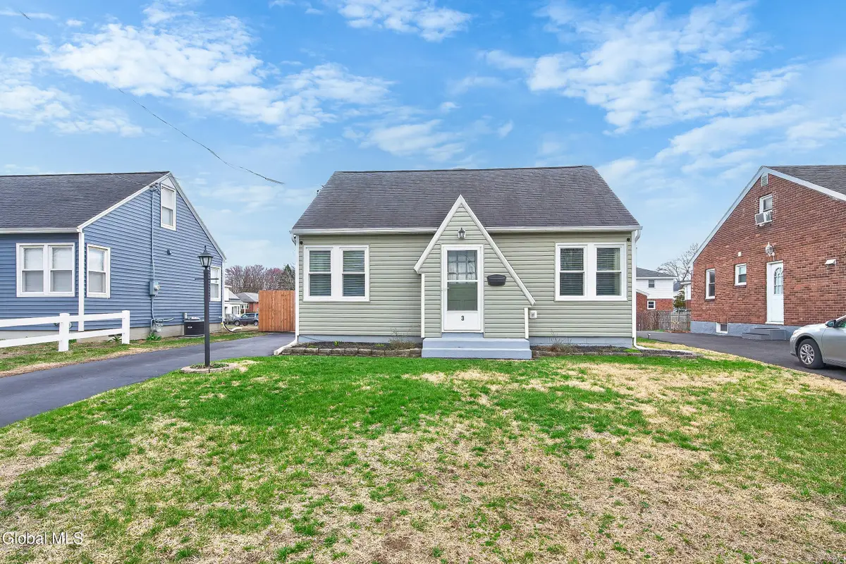3 Brigadier Street, Colonie, NY 12205 - #1