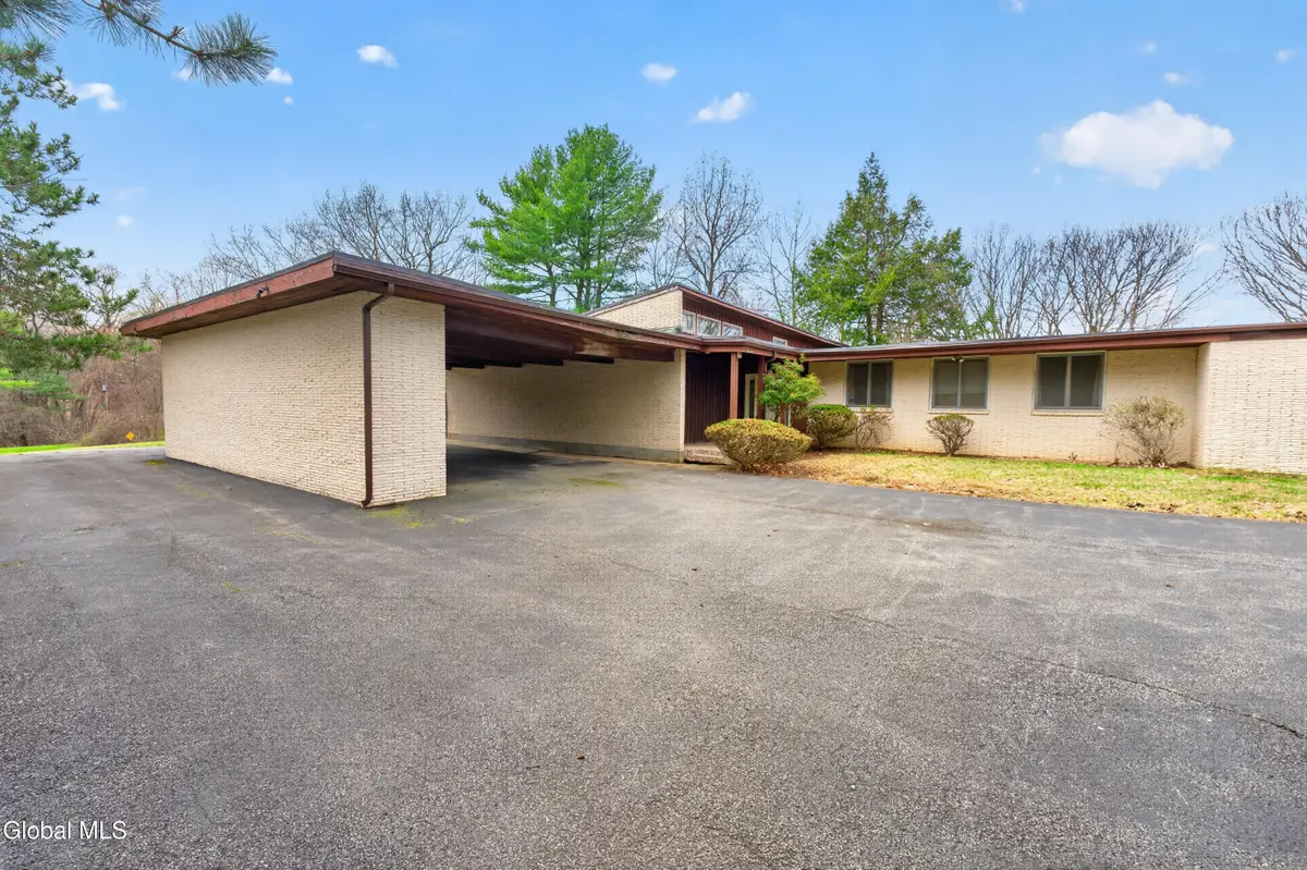 20 Alsid Court, Brunswick, NY 12180 - #1