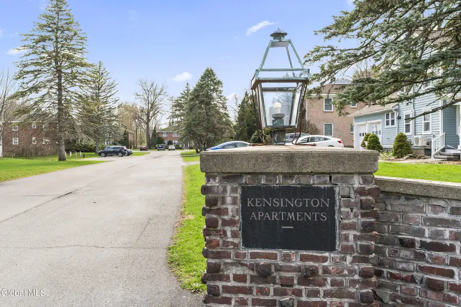 7 Regina #4, Bethlehem, NY 12054 - #2