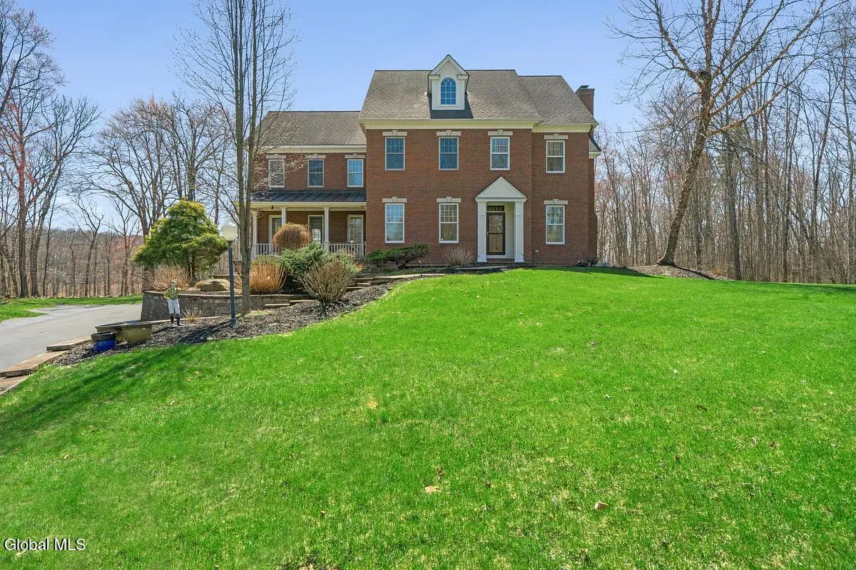 9 Stable Lane, Saratoga Springs, NY 12866 - #1